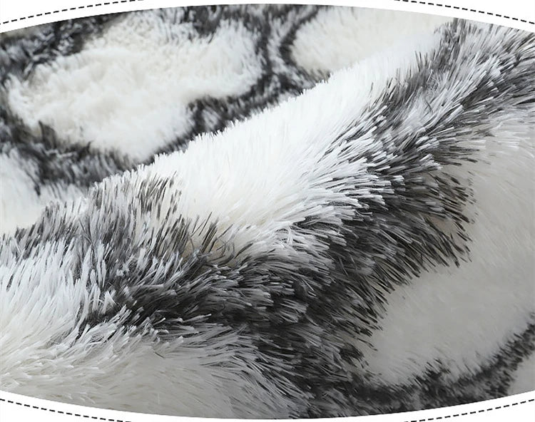 Tapete de Pelúcia Degrade - Macio e Antiderrapante para Quarto