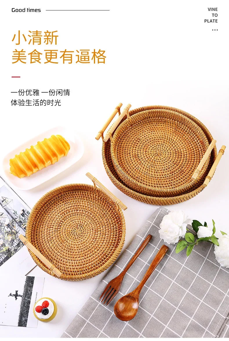 Cesta Artesanal em Vime Natural - Pães e Frutas