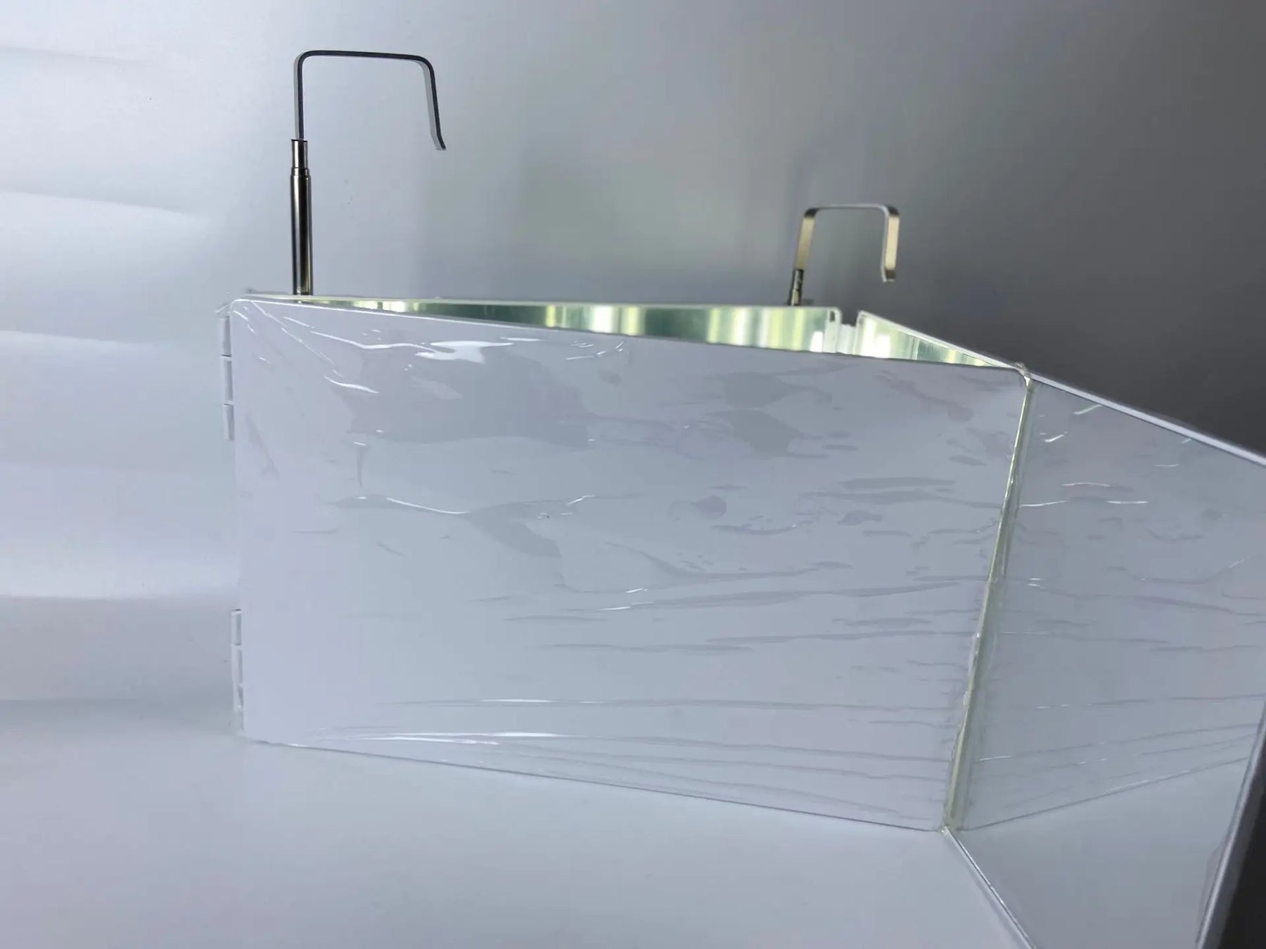 Espelho de Maquiagem 8 Polegadas - Ampliação 10x com Rotação 360º