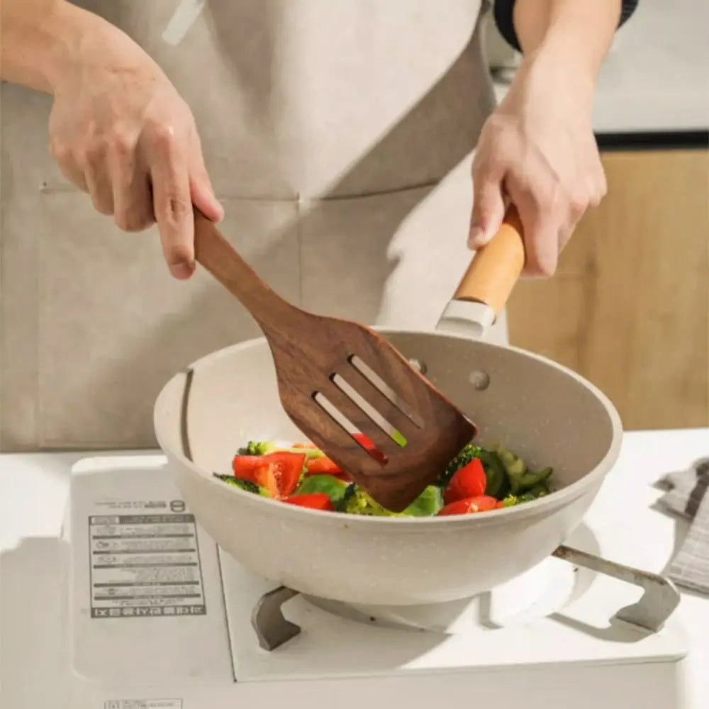 Kit Utensílios de Cozinha - Em Madeira Natural com Balde