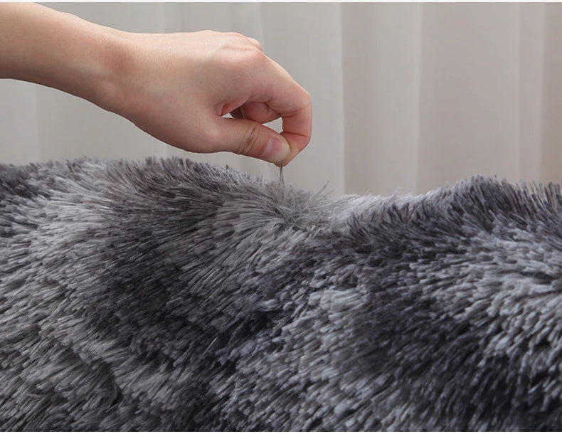 Tapete de Pelúcia Degrade - Macio e Antiderrapante para Quarto