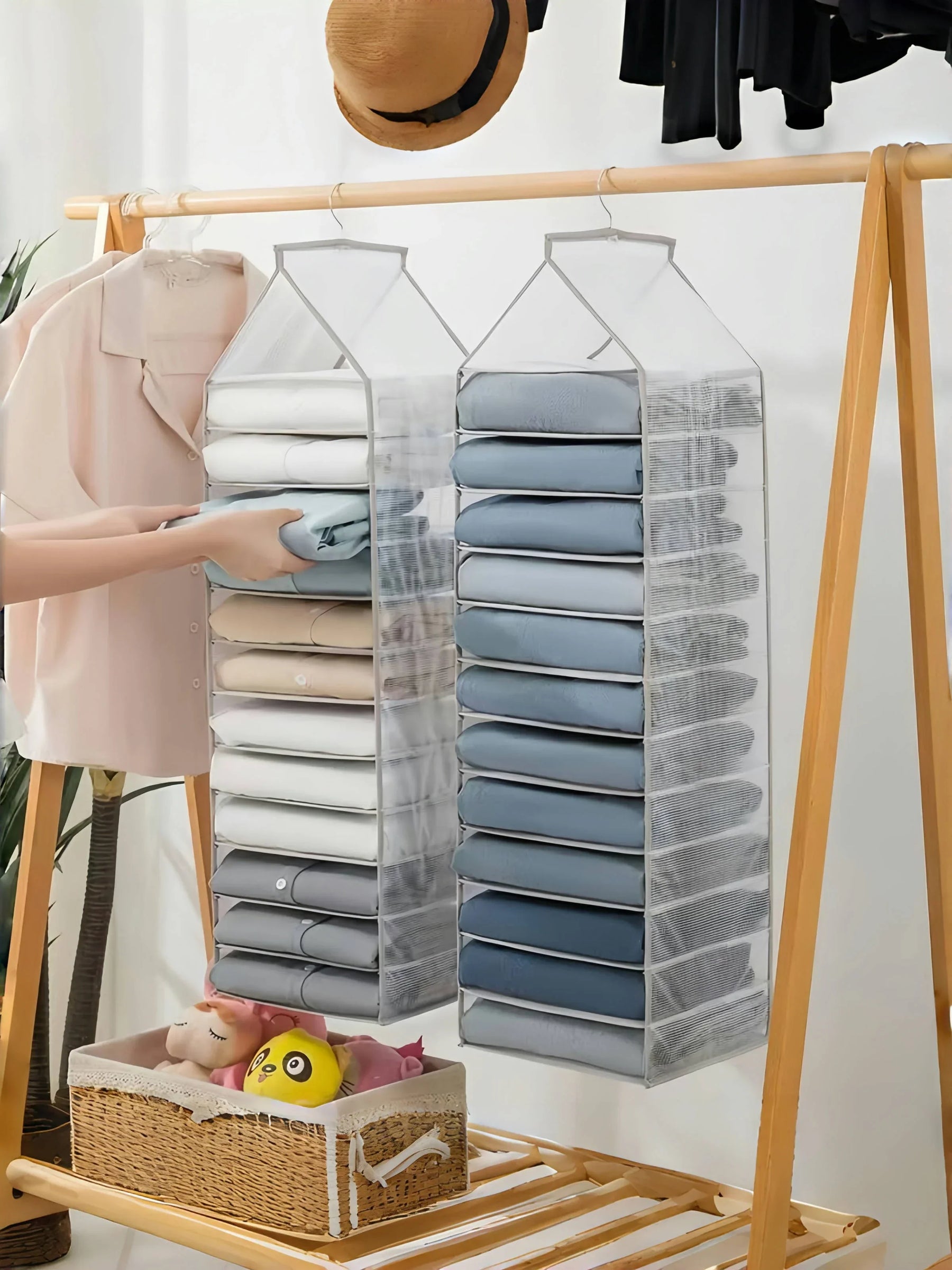 Organizador Quadrado para Roupas - De Poliéster